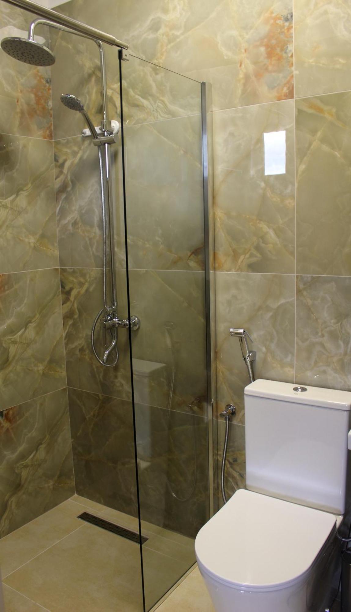 Guest House Amades Гирокастра Экстерьер фото