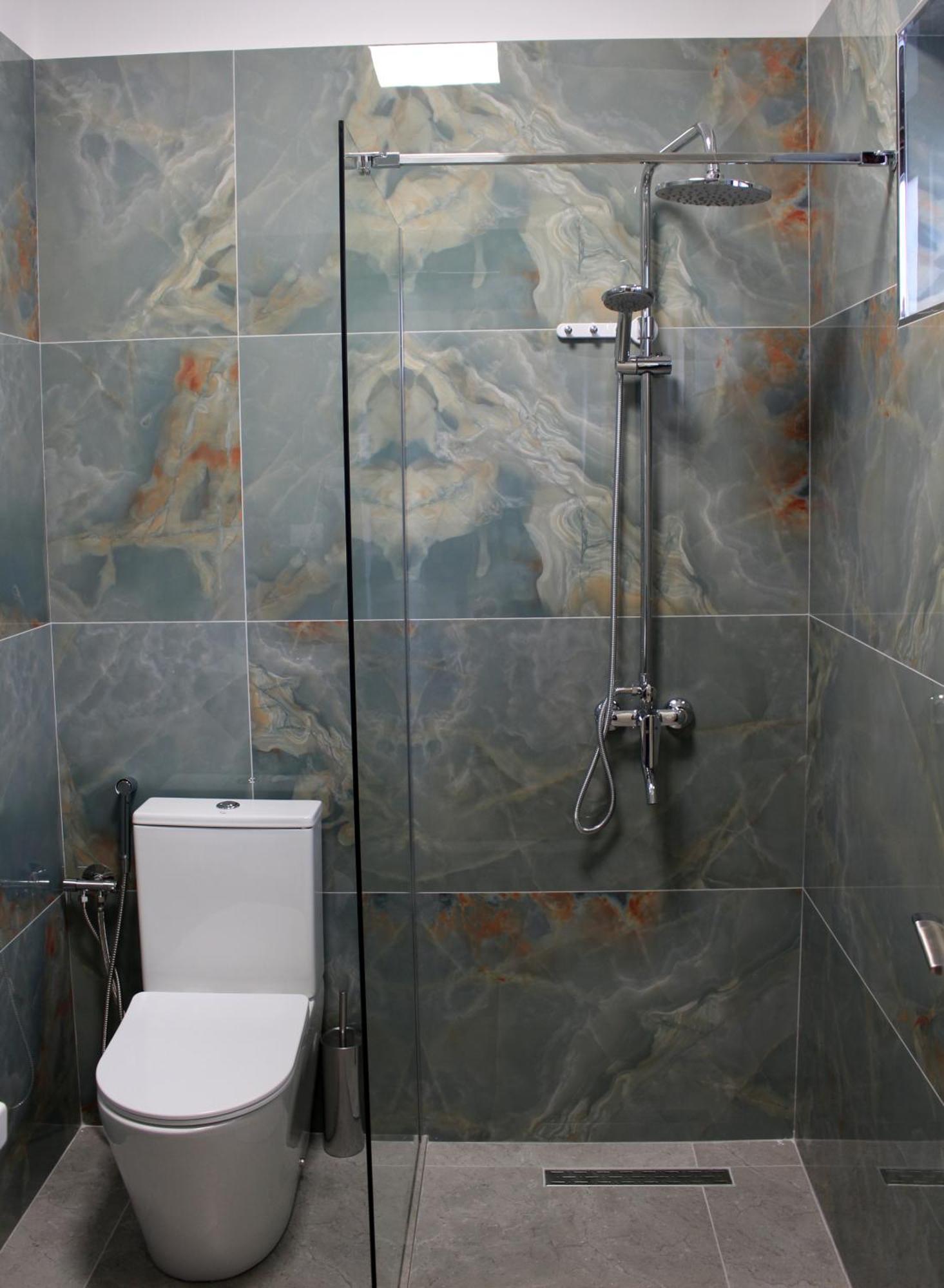 Guest House Amades Гирокастра Экстерьер фото
